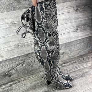 Marc Fisher over-the-knee snake skin print boots women’s size 6 NEW